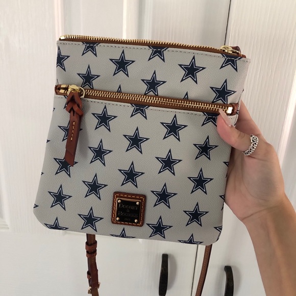 Dooney & Bourke Handbags - Dooney & Bourke Crossbody